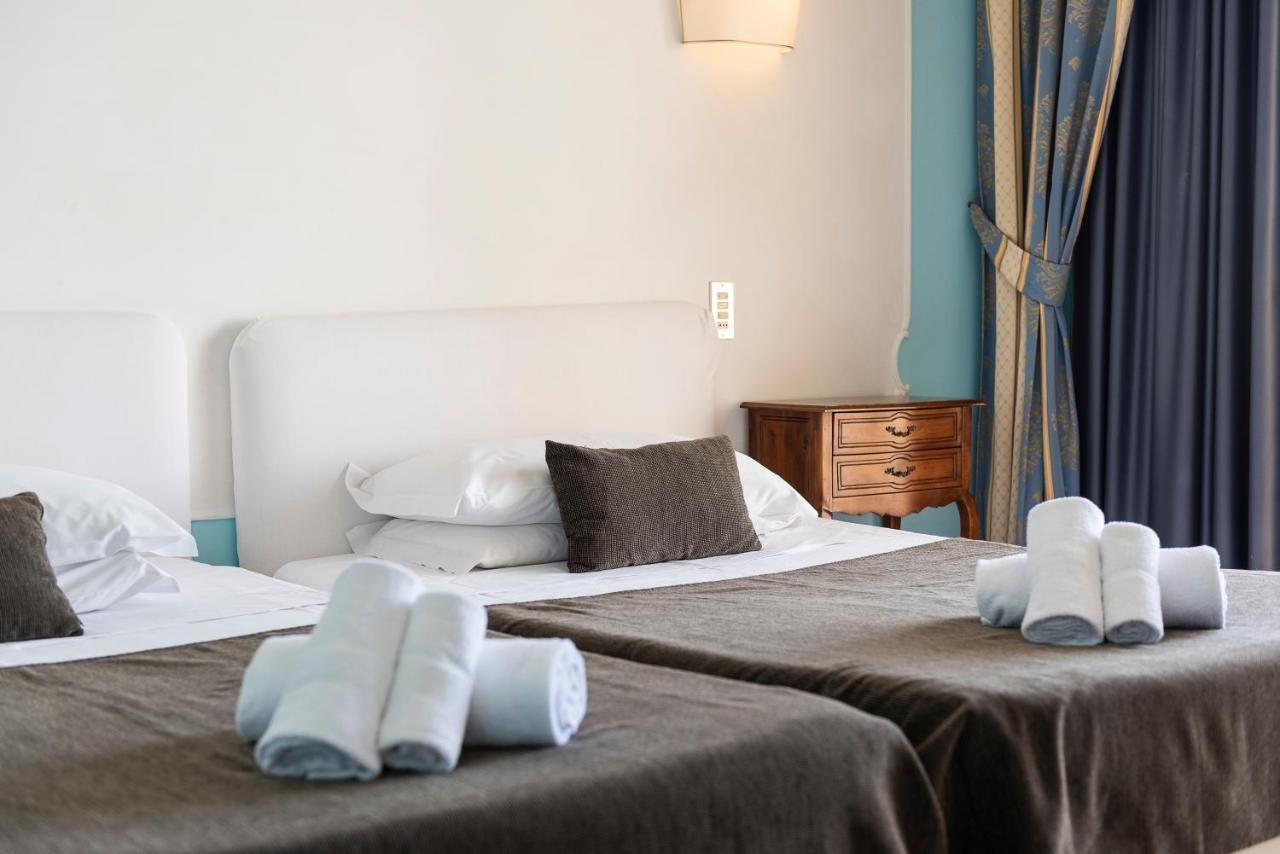 Hotel Ristorante Maga Circe San Felice Circeo Buitenkant foto