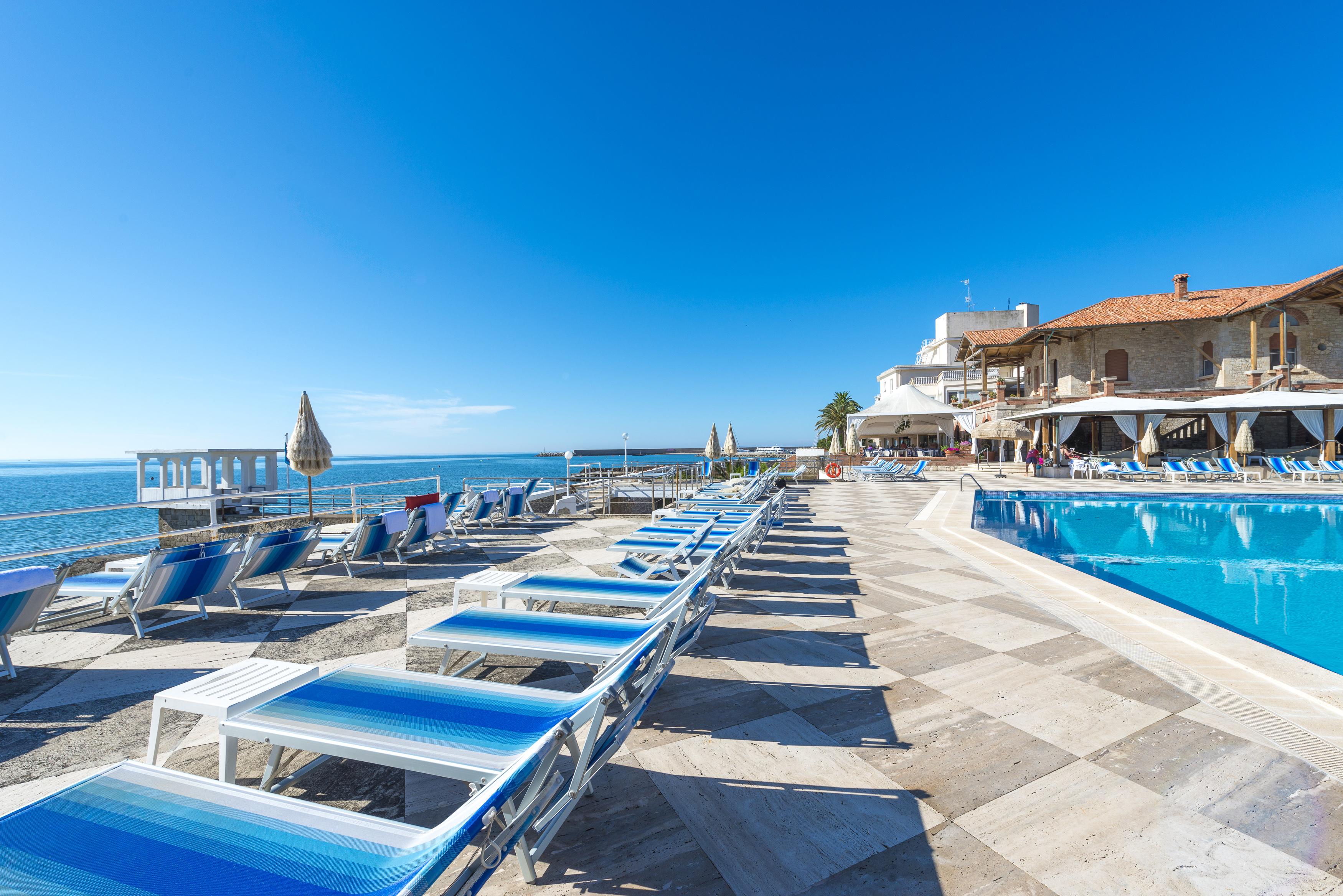Hotel Ristorante Maga Circe San Felice Circeo Buitenkant foto