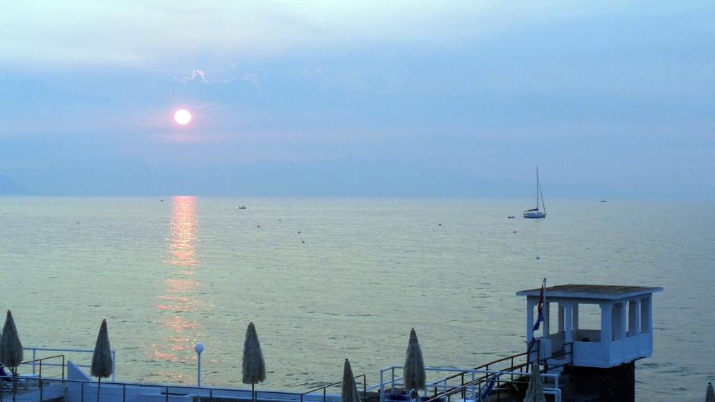 Hotel Ristorante Maga Circe San Felice Circeo Buitenkant foto